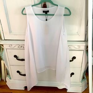 White Linen Sleeveless Blouse w Handkerchief Hem